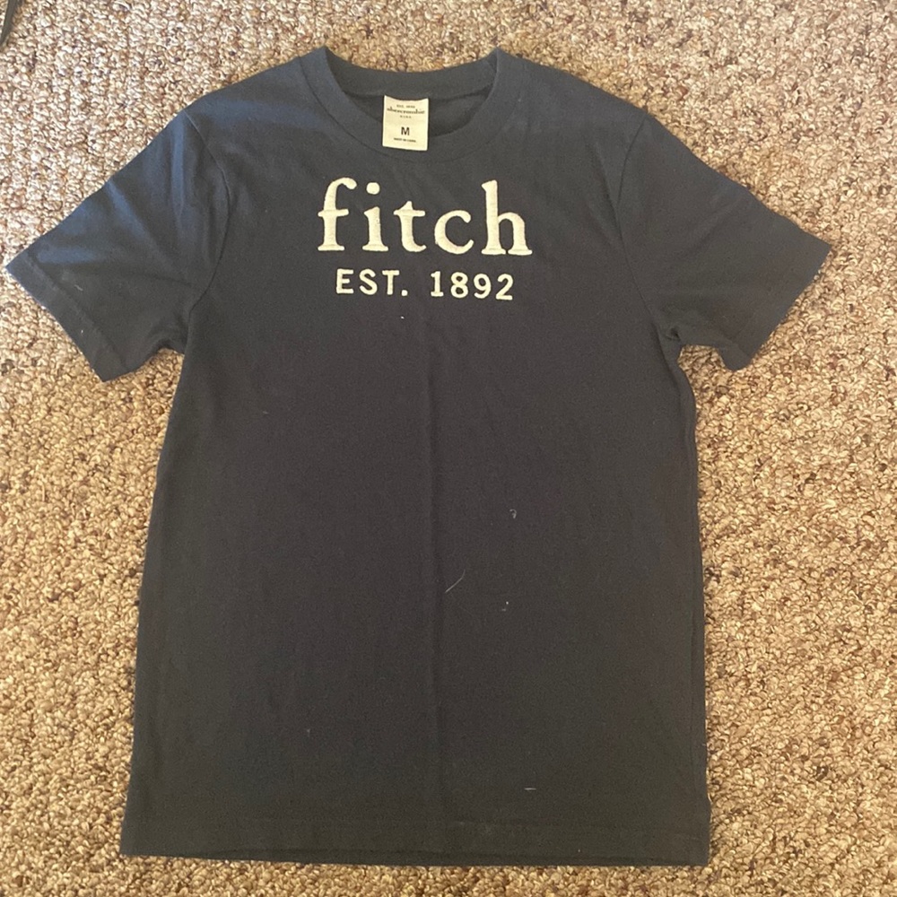 Boys Navy Blue Abercrombie and Fitch T-shirt size youth medium